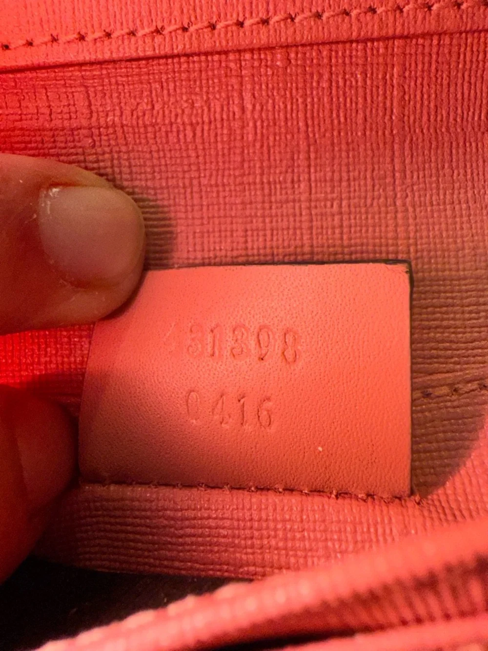 GUCCI GG SURPREME MONOGRAM FACE WALLET BEIGE/PINK - Picture 6 of 15